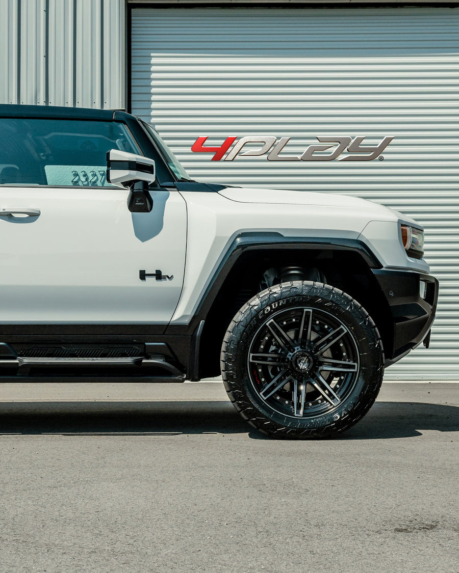 HUMMER H1 EV ELECTRIC ON 4PLAY WHEELS 22X10 4P08