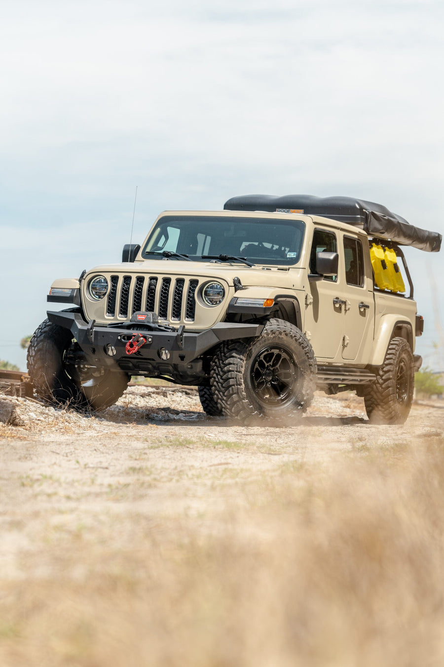 JEEP GLADIATOR DEFIANT WHEELS DF01 17X8 35X12.5X17 TOYO TIRES