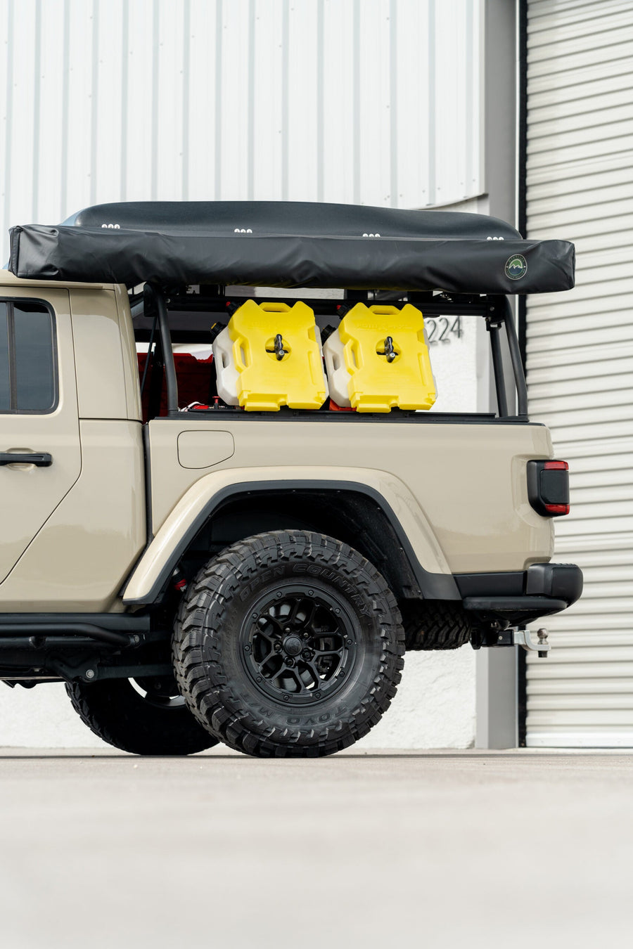 JEEP GLADIATOR DEFIANT WHEELS DF01 17X8 35X12.5X17 TOYO TIRES