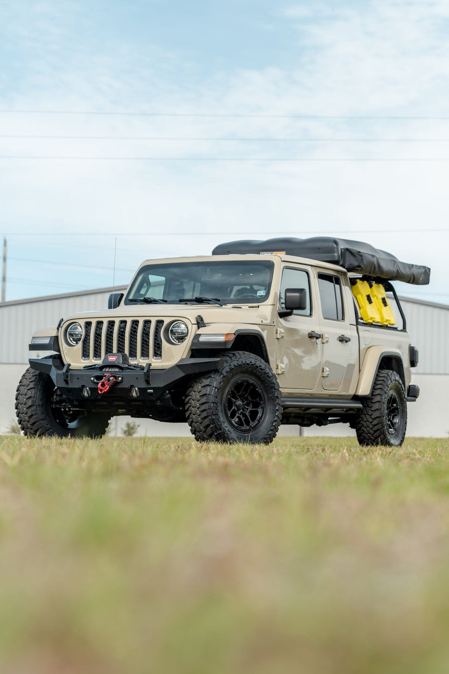 JEEP GLADIATOR DEFIANT WHEELS DF01 17X8 35X12.5X17 TOYO TIRES