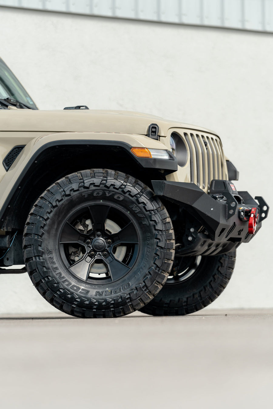 JEEP GLADIATOR DEFIANT WHEELS DF02 17X8 35X12.5X17 TOYO TIRES
