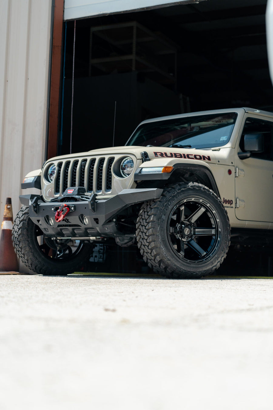 JEEP GLADIATOR RUBICON 4PLAY WHEELS 4P63 22X12 35X12.5X22 TOYO TIRES STOCK SUSPENSION