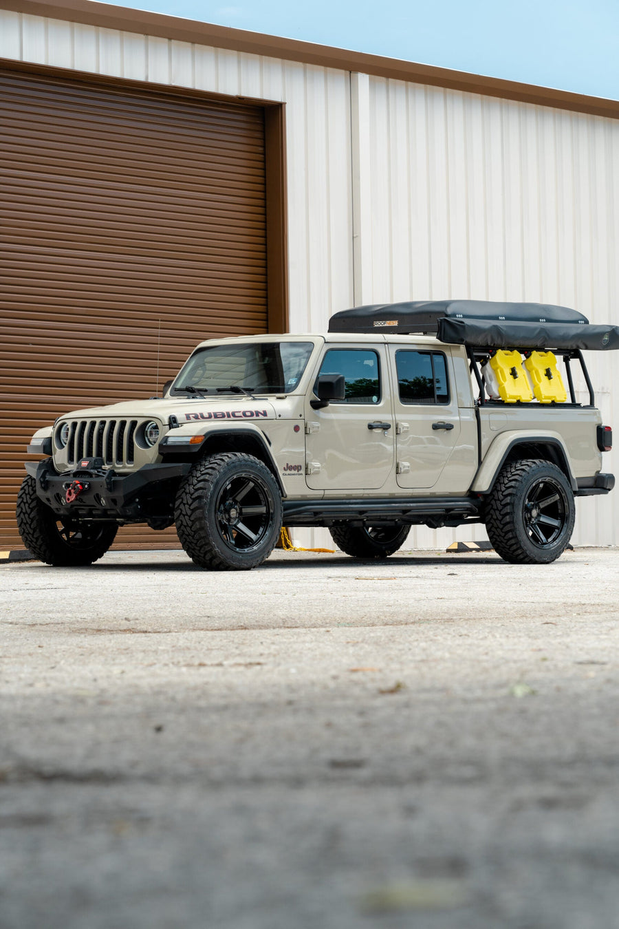 JEEP GLADIATOR RUBICON 4PLAY WHEELS 4P63 22X12 35X12.5X22 TOYO TIRES STOCK SUSPENSION