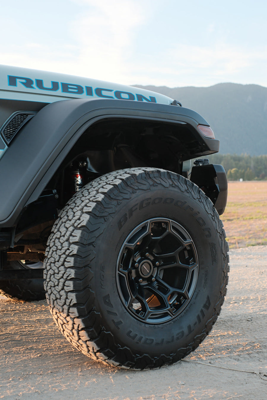 JEEP WRANGLER DF03 17X9 SATIN BLACK CHARCOAL DEFIANT WHEELS GRAY WOLF OVERLAND