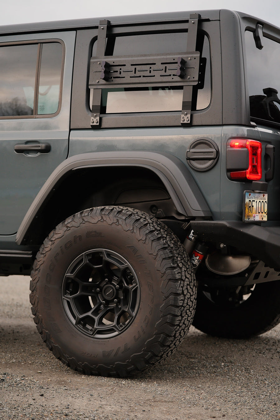 JEEP WRANGLER RUBICON DF03 17X9 SATIN BLACK CHARCOAL DEFIANT WHEELS GRAY WOLF OVERLAND