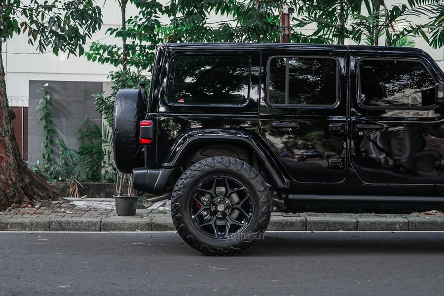 JEEP WRANGLER RUBICON 4PLAY WHEELS 4P06 20X10 35X12.5X20 HANCOOK TIRES BUILT BY 4PLAY INDONESIA PERMAISURI