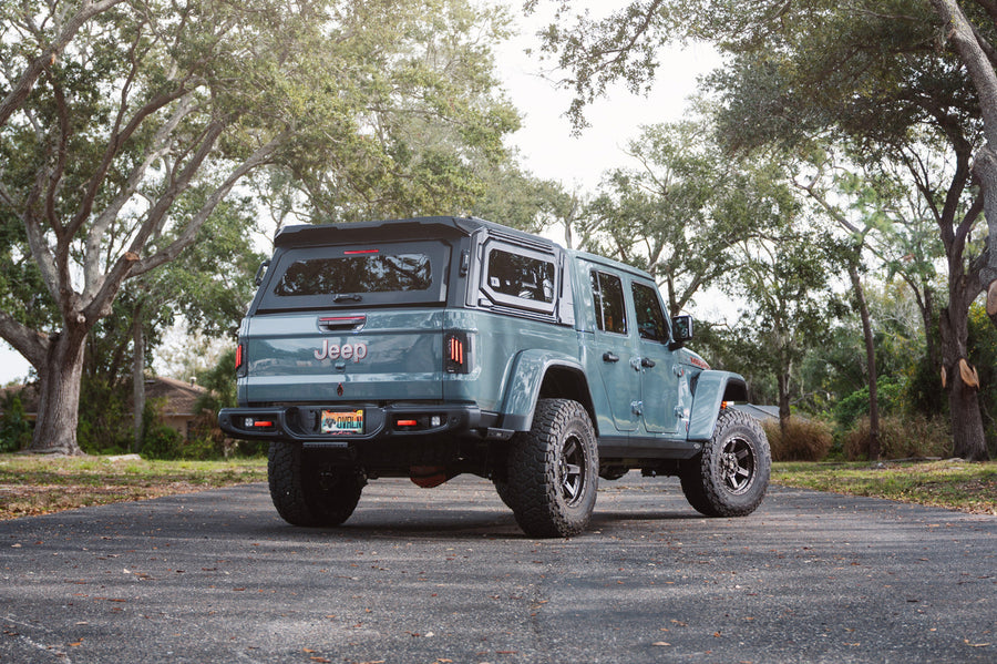 Jeep Gladiator 4PLAY Wheels 4PS63 17x9 35x12.5x17 Toyo Tires