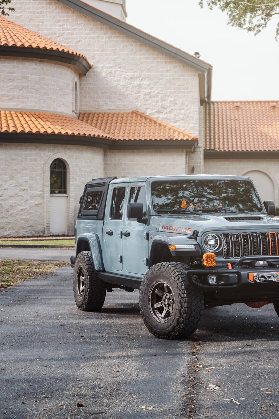 Jeep Gladiator 4PLAY Wheels 4PS63 17x9 35x12.5x17 Toyo Tires