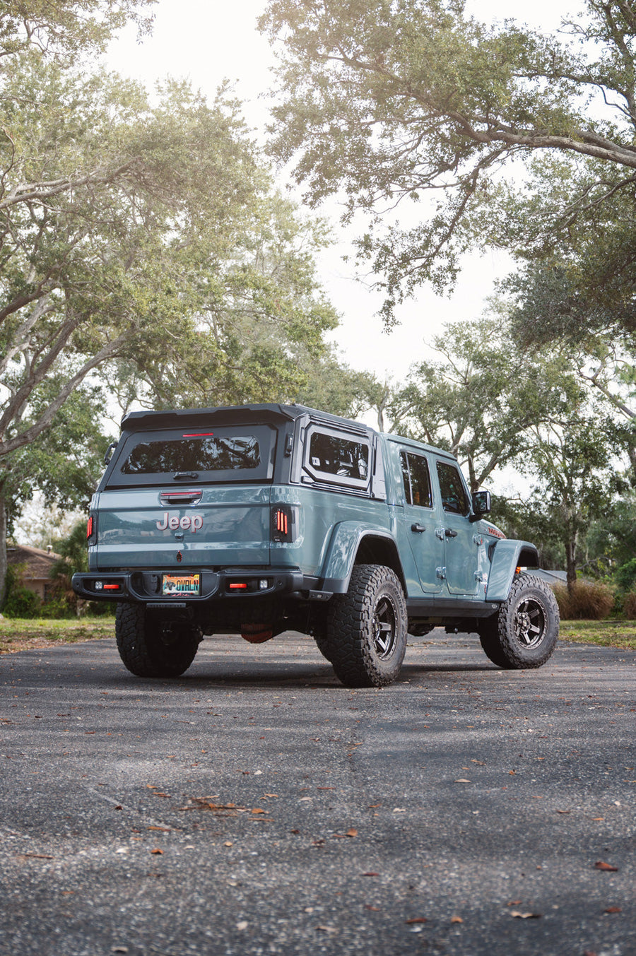 Jeep Gladiator 4PLAY Wheels 4PS63 17x9 35x12.5x17 Toyo Tires