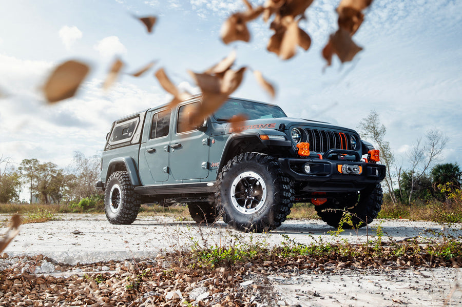 Jeep Gladiator DEFIANT Wheels DF01 Black Milled 17x8 37x12.5R17 Yokohama Tire