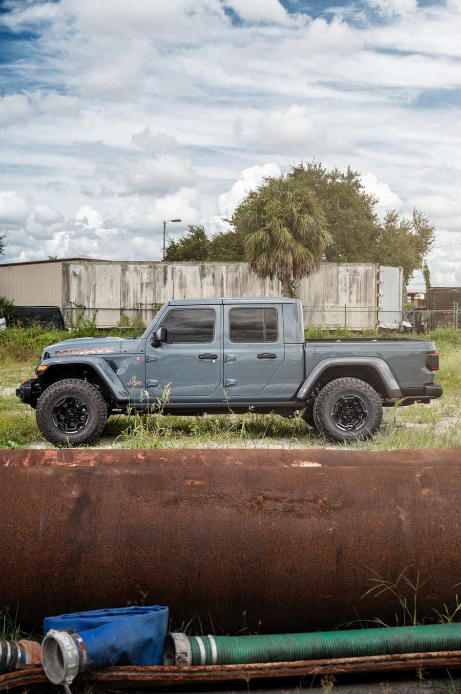Jeep Gladiator DEFIANT Wheels DF03 Satin Charcoal 2-Tone 17×9 35x12.5x17 TOYO Open Country Tire 1