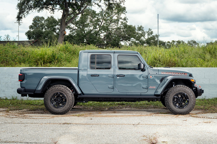 Jeep Gladiator DEFIANT Wheels DF03 Gloss Black 17×9 35x12.5x17 TOYO Open Country Tire 1
