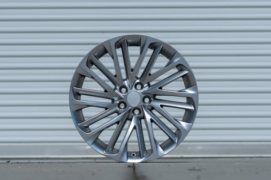 OE Wheels LX58 Lifestyle Photos
