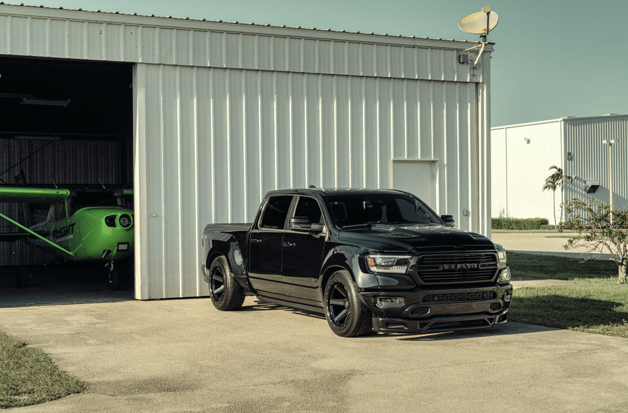 RAM 1500 4PLAY WHEELS 4P63 22X12 305X40X22 NITTO TIRE CLINCHED WIDE BODY