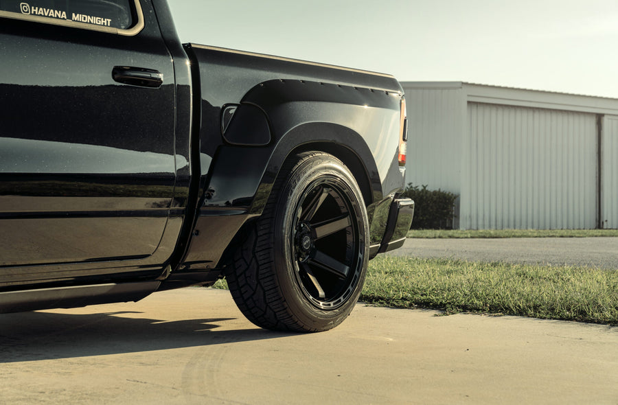 RAM 1500 4PLAY WHEELS 4P63 22X12 305X40X22 NITTO TIRE CLINCHED WIDE BODY