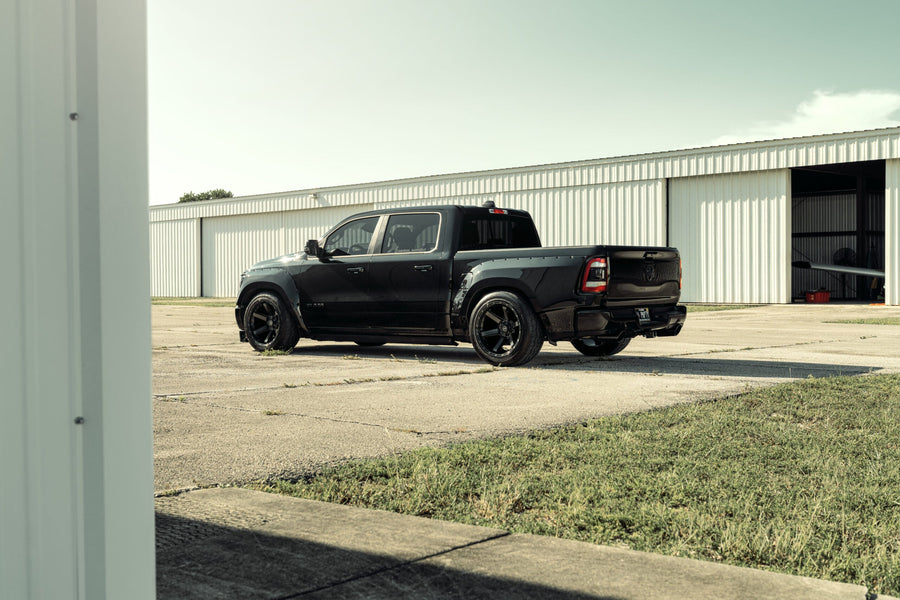 RAM 1500 4PLAY WHEELS 4P63 22X12 305X40X22 NITTO TIRE CLINCHED WIDE BODY