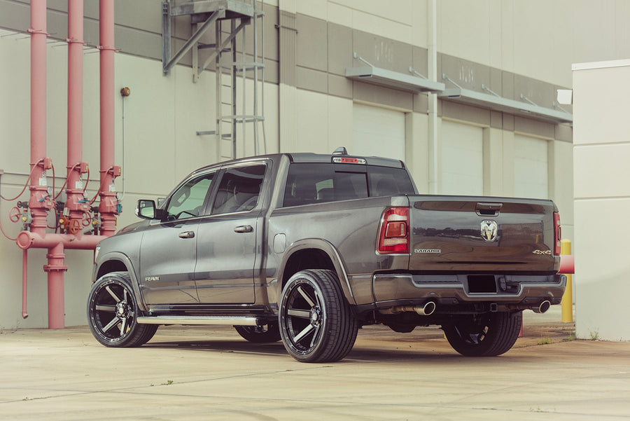 RAM 1500 4PLAY WHEELS 4P63 G3 24X12 ON 335X30X24 CONTINENTAL TIRES STOCK HEIGHT