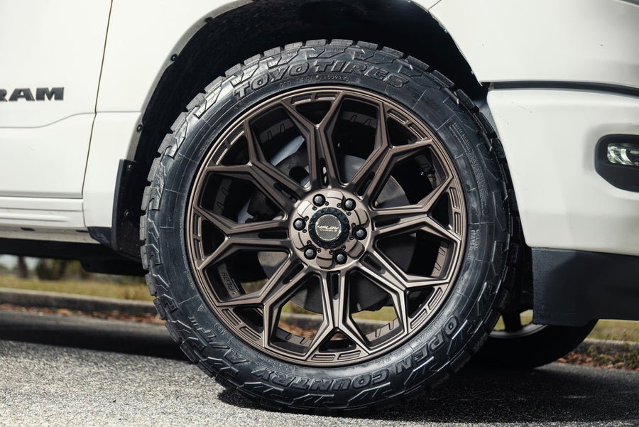 RAM 1500 4PLAY WHEELS 4P83 BRONZE 22X10 33X12.5X22 TOYO TIRES