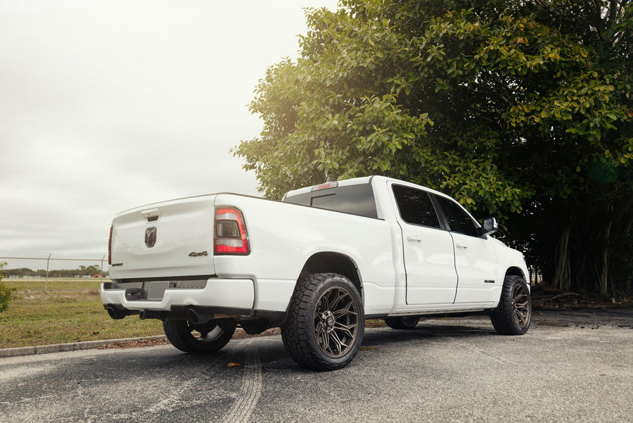 RAM 1500 4PLAY WHEELS 4P83 BRONZE 22X10 33X12.5X22 TOYO TIRES