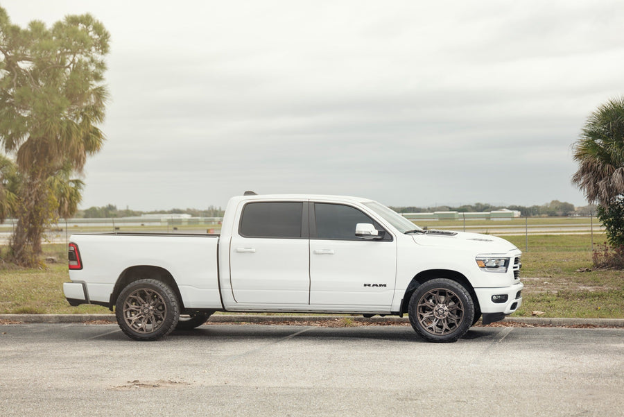RAM 1500 4PLAY WHEELS 4P83 BRONZE 22X10 33X12.5X22 TOYO TIRES