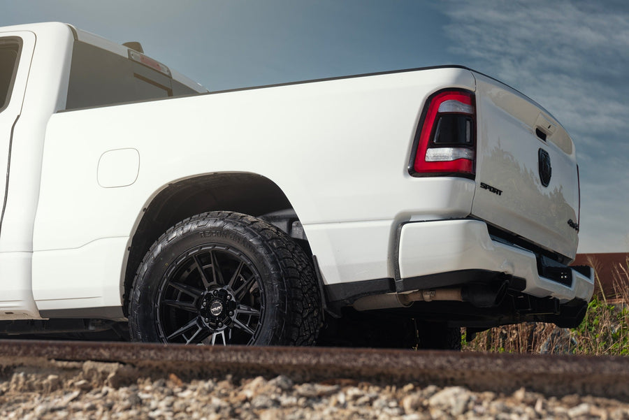 RAM 1500 4PLAY WHEELS S20 20X9 305X55X20 NITTO TIRES
