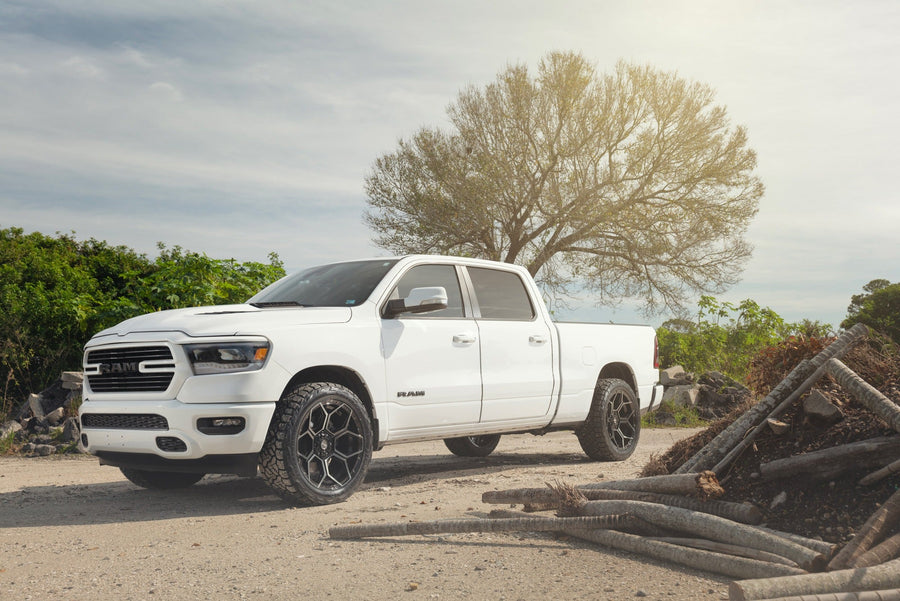 RAM 1500 4PLAY WHEELS S26 22X10 33X12.5X22 NITTO TIRES