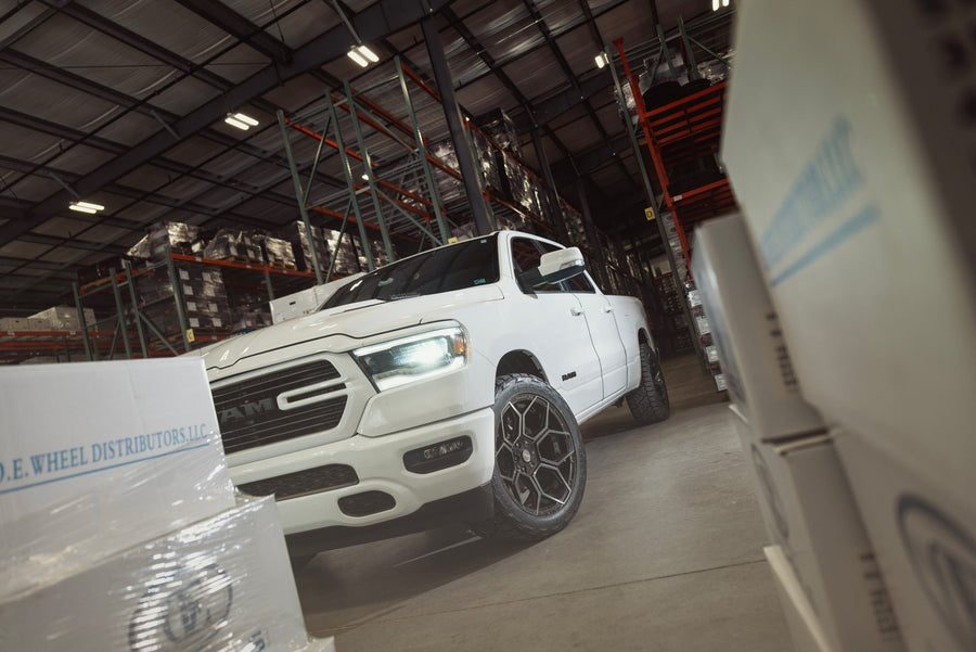 RAM 1500 4PLAY WHEELS S26 22X10 33X12.5X22 NITTO TIRES