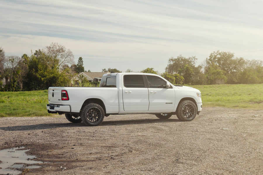 RAM 1500 4PLAY WHEELS S28 22X10 33X12.5X22 NITTO TIRES