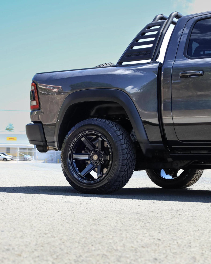 RAM TRX 4PLAY WHEELS 4P63 22X12 35X12.5X22 TIRE PR AUTO CUSTOMS
