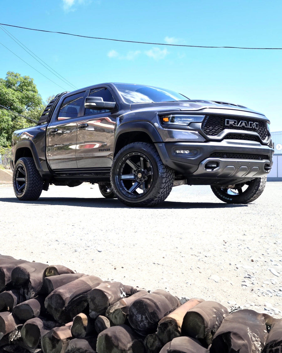 RAM TRX 4PLAY WHEELS 4P63 22X12 35X12.5X22 TIRE PR AUTO CUSTOMS