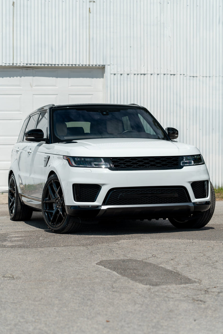 RANGE ROVER SPORT DEFIANT WHEEL DF05 22X10 BLACK RIMS 275X40X22 PIRELLI TIRE