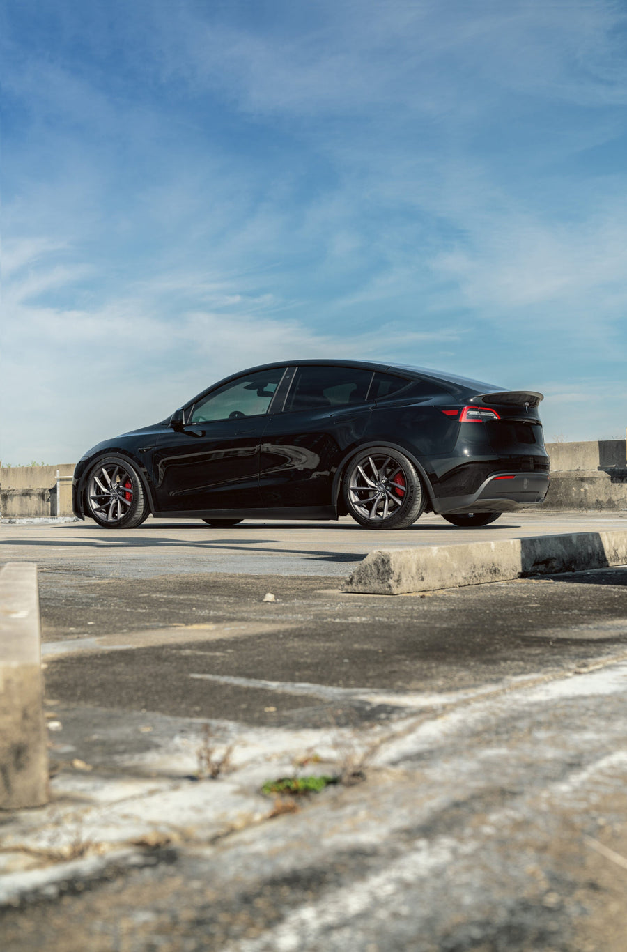 TESLA MODEL Y DEFIANT WHEELS DF06 20X9 20X10