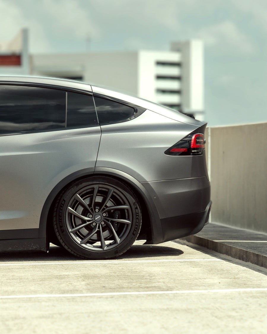 TESLA MODEL X DEFIANT WHEELS DF06 20X9 20X10