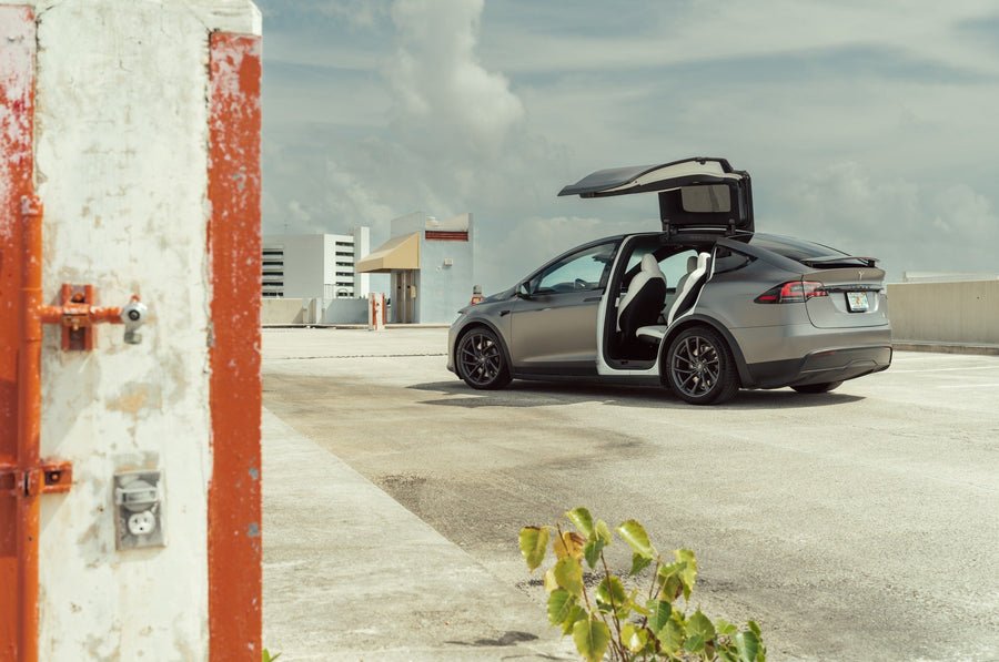 TESLA MODEL X DEFIANT WHEELS DF06 20X9 20X10