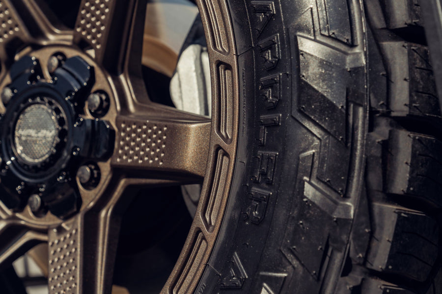TOYOTA SEQUOIA 4PLAY WHEELS S63 20X9 33X12.5X20 NITTO TIRES STOCK SUSPENSION