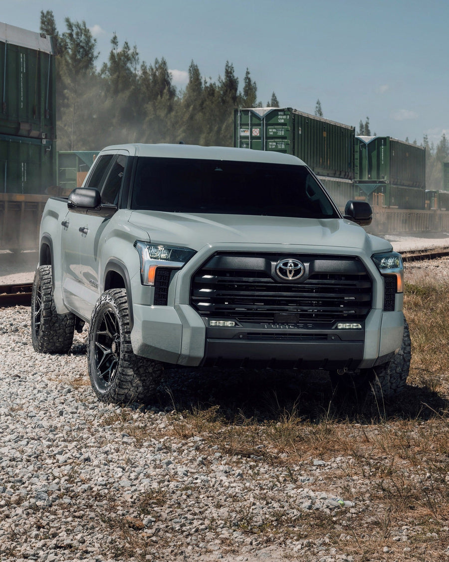 TOYOTA TUNDRA RIMS 4PLAY WHEELS 4P06 20X9 0 ET 33X12.5X20 FALKEN TIRES STOCK SUSPENSION