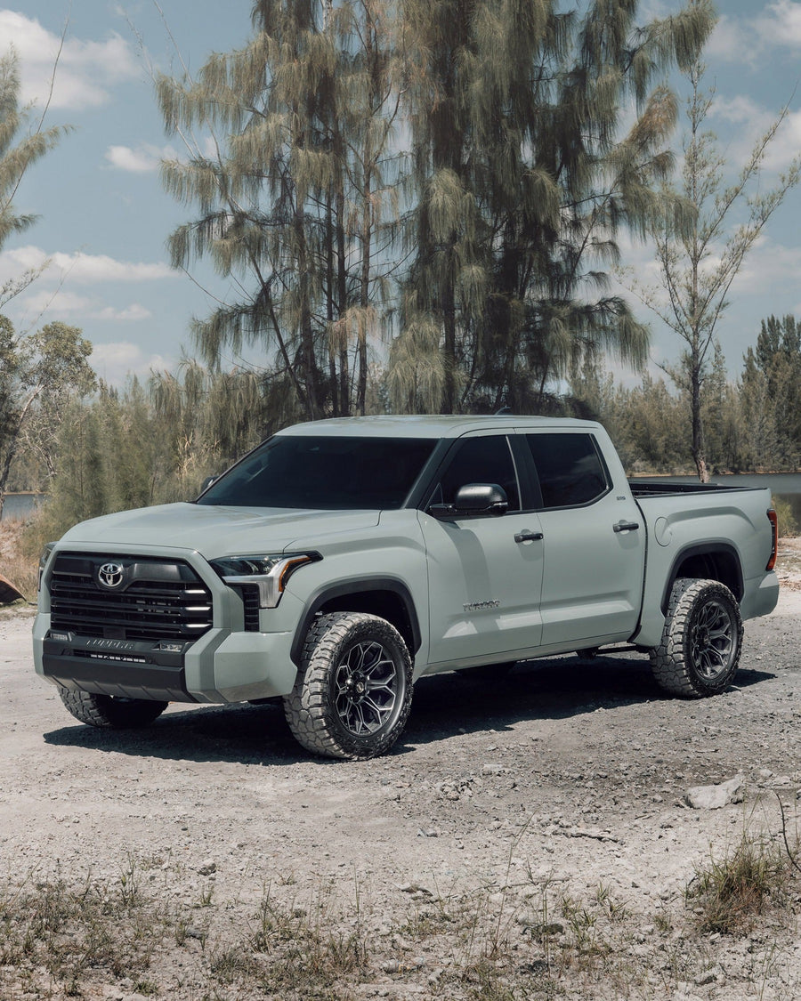 TOYOTA TUNDRA RIMS 4PLAY WHEELS 4P83 20X9 0 ET 33X12.5X20 FALKEN TIRES STOCK SUSPENSION