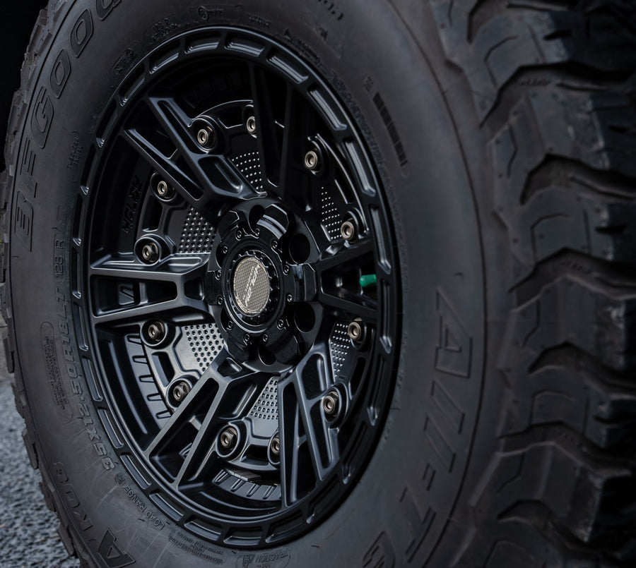 Toyota Tundra 4PLAY Wheels 4PS01 Satin Black 18x9 DAJNETWORK