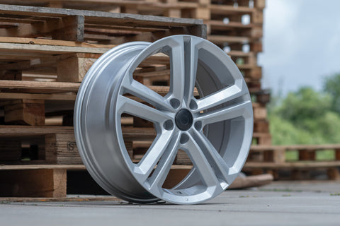 OE Wheels VW18 Lifestyle Photos