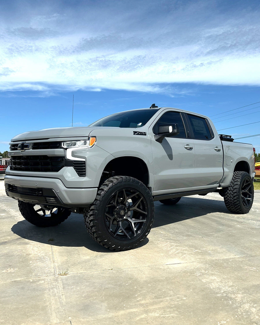 ’24 Chevrolet Silverado on 24x12 4P06 4PLAY Wheels, 37 inch tires, 7” BDS lift, by Woody Folsom Customs