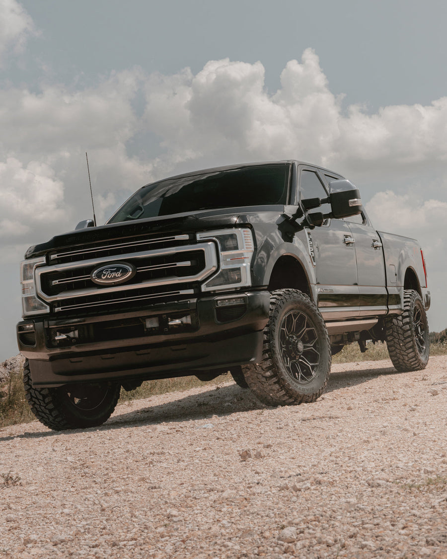 Ford F250 4PLAY Wheels 4P83 20x9-0 35x12.5x20 Mastercraft Tires 3.5 Inch Lift