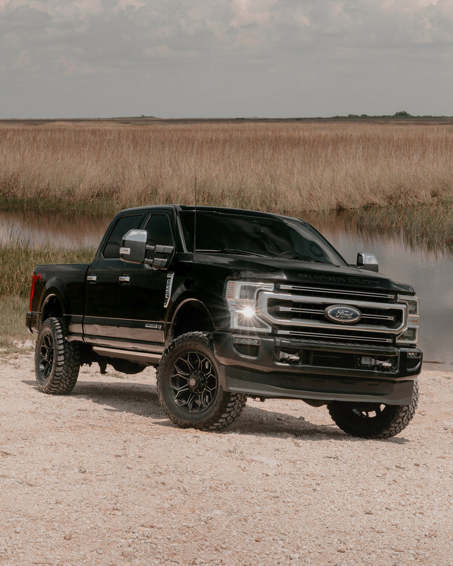 Ford F250 4PLAY Wheels 4P83 20x9-0 35x12.5x20 Mastercraft Tires 3.5 Inch Lift