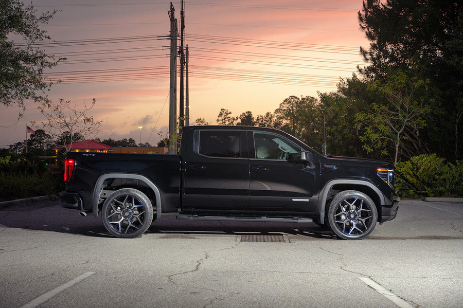GMC Sierra 1500 4PLAY Wheels 4P06 24x10 285x40x24 Tire
