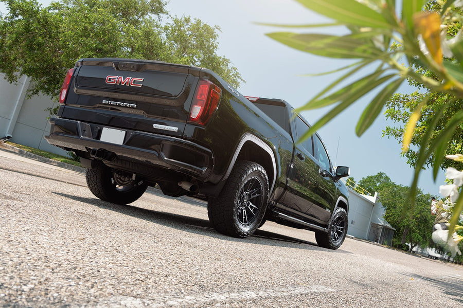GMC Sierra 1500 4PLAY Wheels 4PS20 20x9 33x12.5x20 Tire