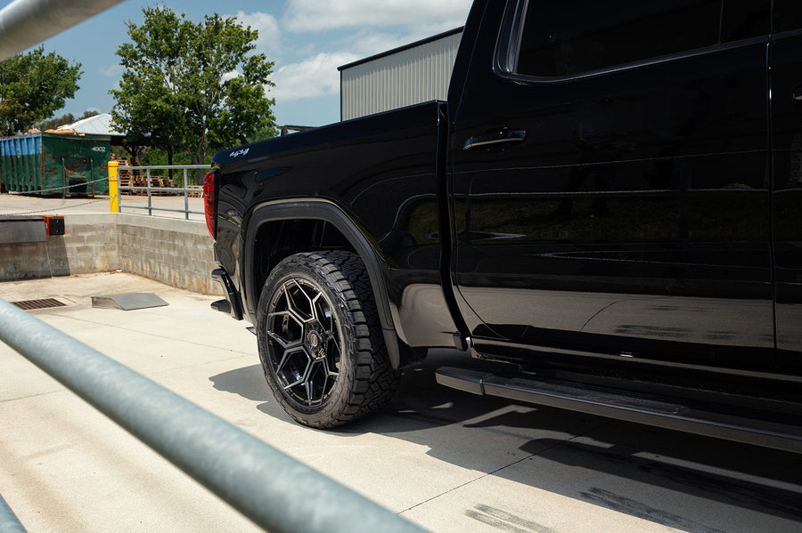 GMC Sierra 1500 4PLAY Wheels 4PS26 22x10 33x12.5x22 Tire
