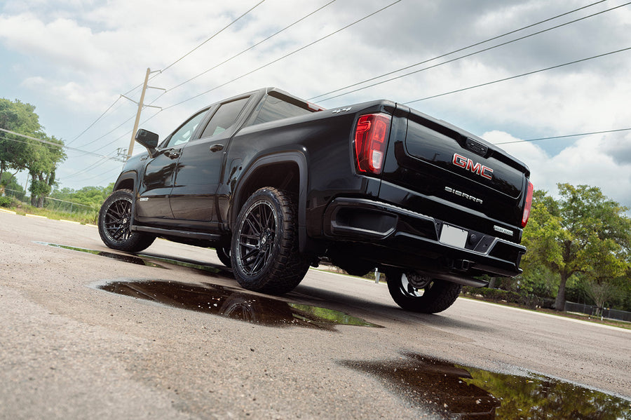 GMC Sierra 1500 4PLAY Wheels 4PS28 22x10 33x12.5x22 Tire