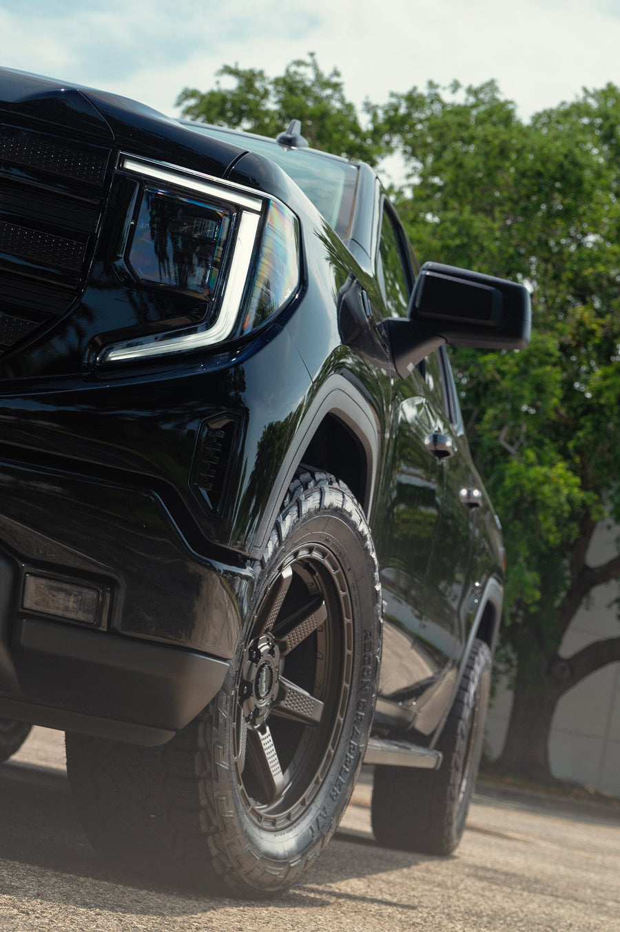 GMC Sierra 1500 4PLAY Wheels 4PS63 20x9 33x12.5x20 Tire