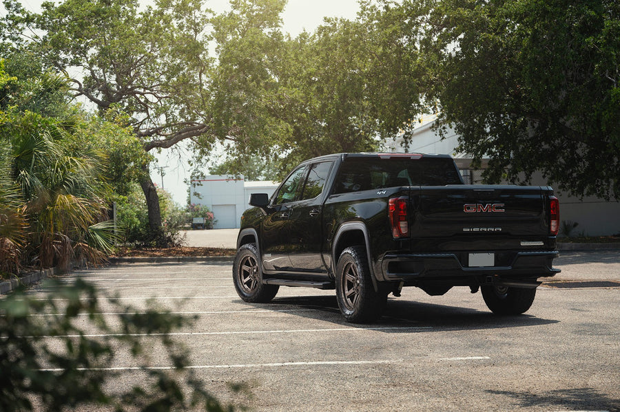 GMC Sierra 1500 4PLAY Wheels 4PS63 20x9 33x12.5x20 Tire