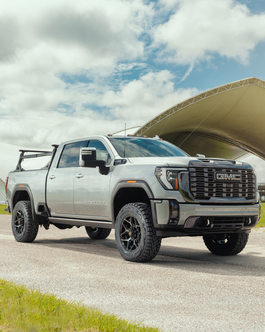 GMC Sierra Denali 3500 HD 4PLAY Wheels 4P06 20x9 0 et 295x65x20 Toyo Tires