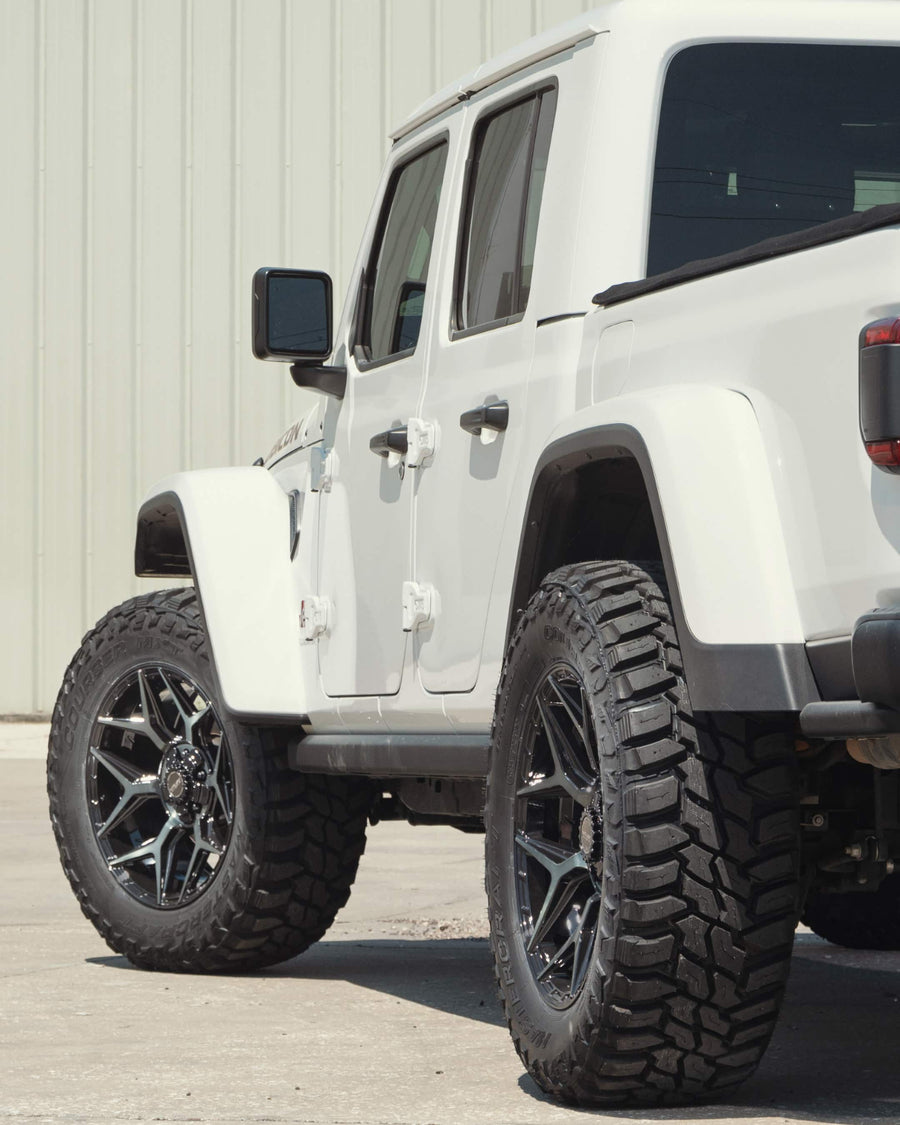 Jeep Gladiator 4PLAY Wheels 4P06 Rims 20×9 35×12.5×20 Tires Stock Suspension